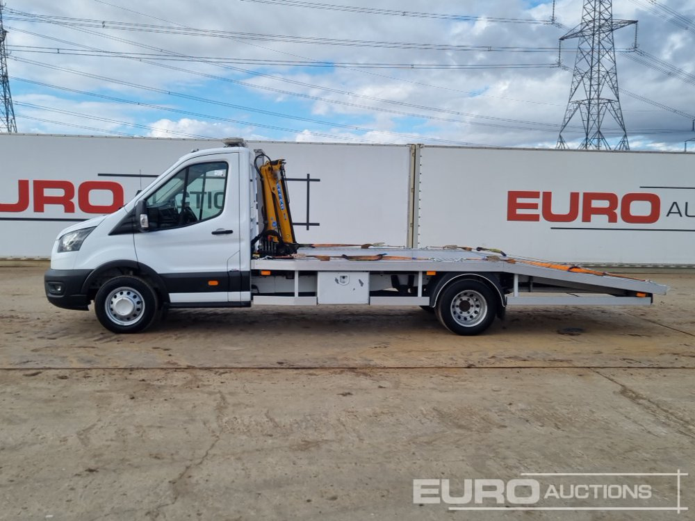 2021 Ford Transit - الشاحنات الصغيرة المسطحة: صور 2 2021 Ford Transit - الشاحنات الصغيرة المسطحة: صور 2
