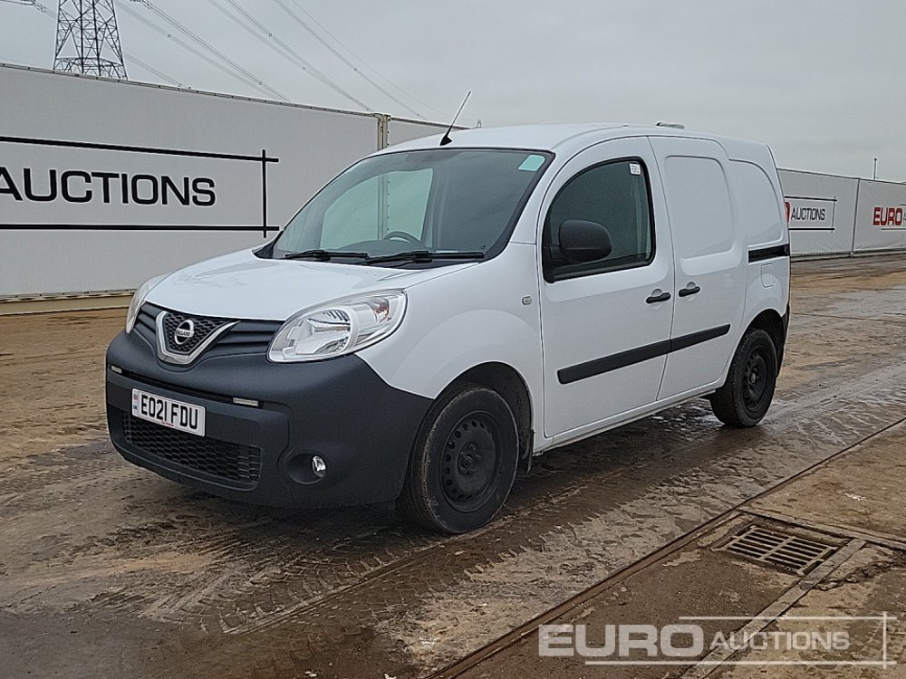 2021 Nissan NV250 - الشاحنات الصغيرة: صور 1 2021 Nissan NV250 - الشاحنات الصغيرة: صور 1