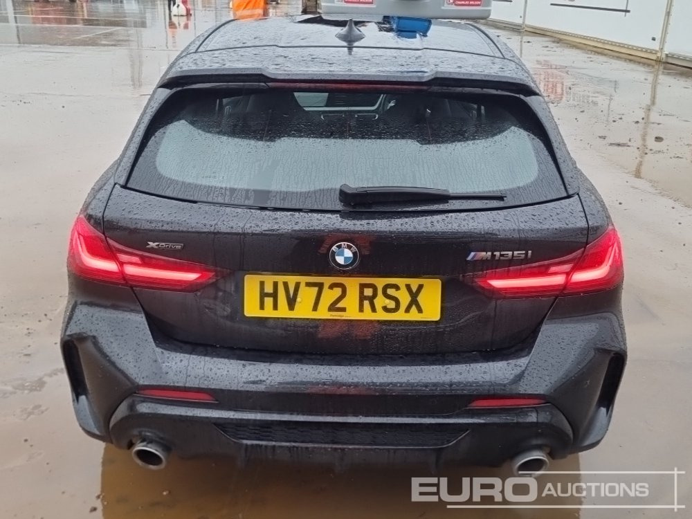 2022 BMW M135I - سيارة: صور 4 2022 BMW M135I - سيارة: صور 4