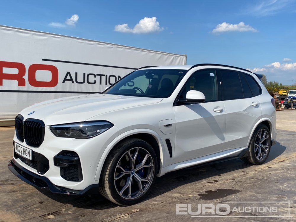 2022 BMW X5 - سيارة دفع رباعي: صور 1 2022 BMW X5 - سيارة دفع رباعي: صور 1