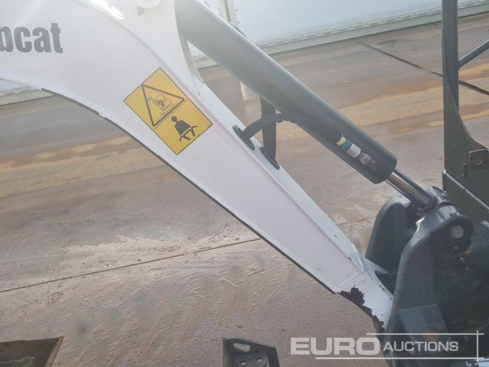 حفارة مصغرة 2022 Bobcat E17Z: صور 18