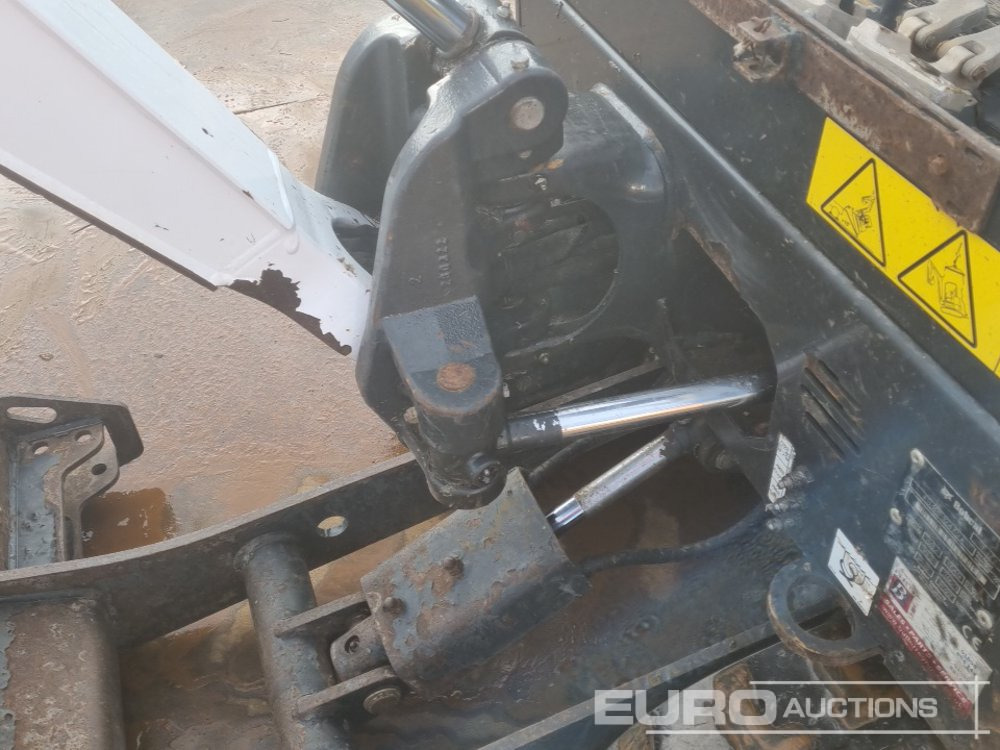 حفارة مصغرة 2022 Bobcat E17Z: صور 17