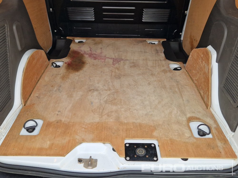 فان المدمجة 2022 Ford Transit Connect 220: صور 38