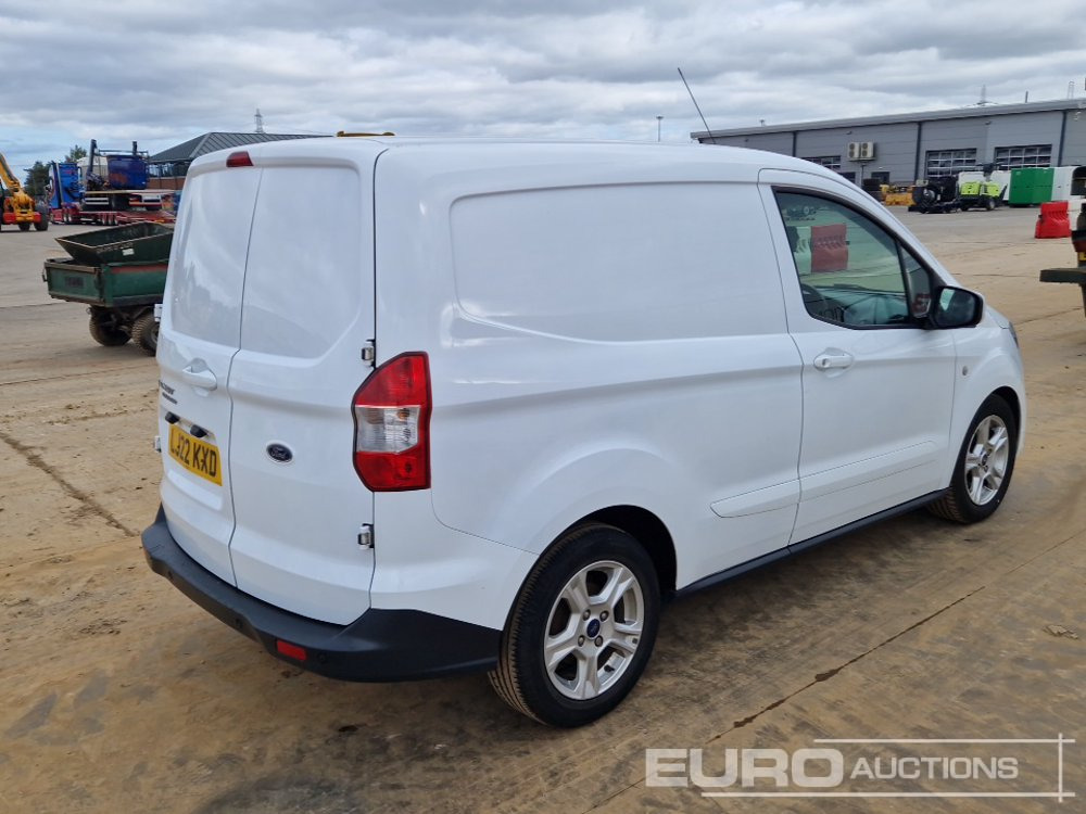 2022 Ford Transit Courier - فان المدمجة: صور 5 2022 Ford Transit Courier - فان المدمجة: صور 5