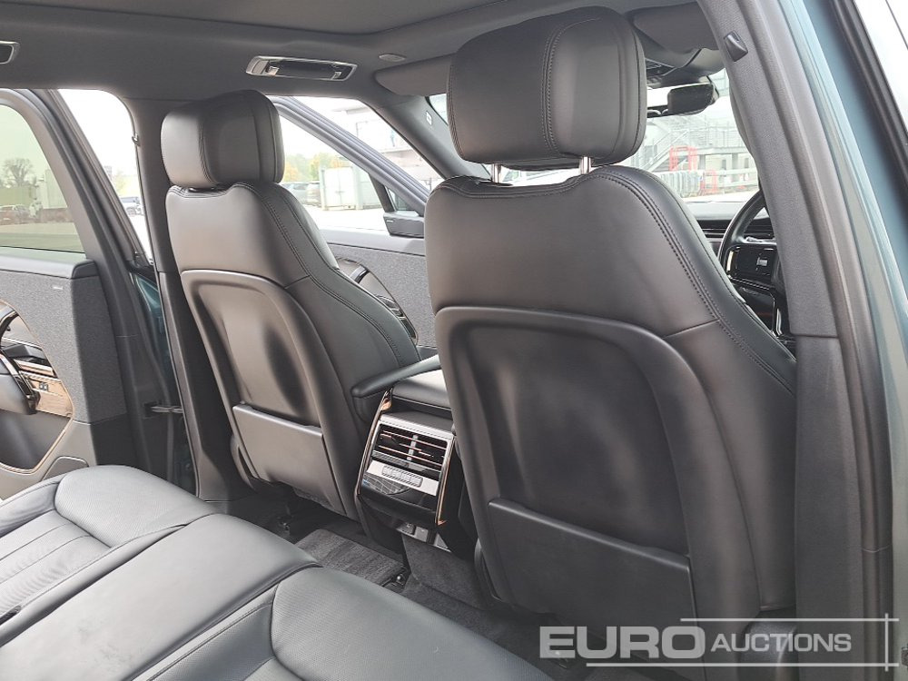 سيارة دفع رباعي 2022 Land Rover Range Rover Sport: صور 25