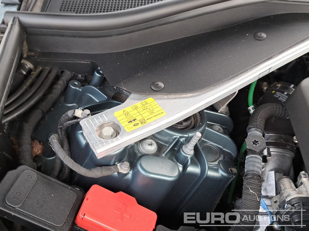 سيارة دفع رباعي 2022 Land Rover Range Rover Sport: صور 41