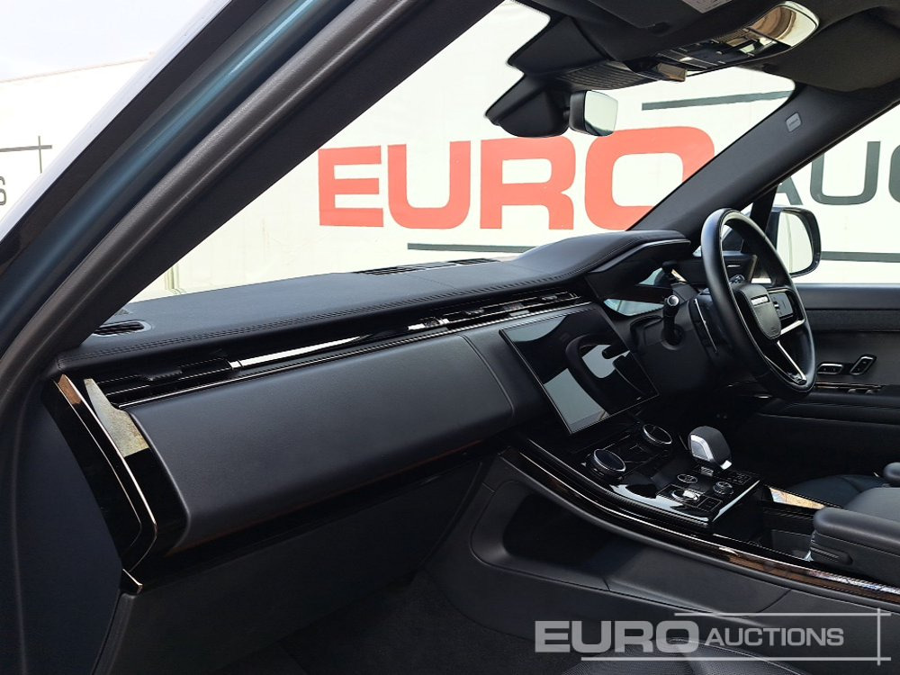 سيارة دفع رباعي 2022 Land Rover Range Rover Sport: صور 14
