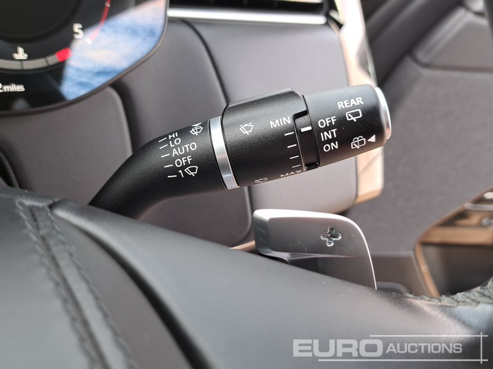 سيارة دفع رباعي 2022 Land Rover Range Rover Sport: صور 34