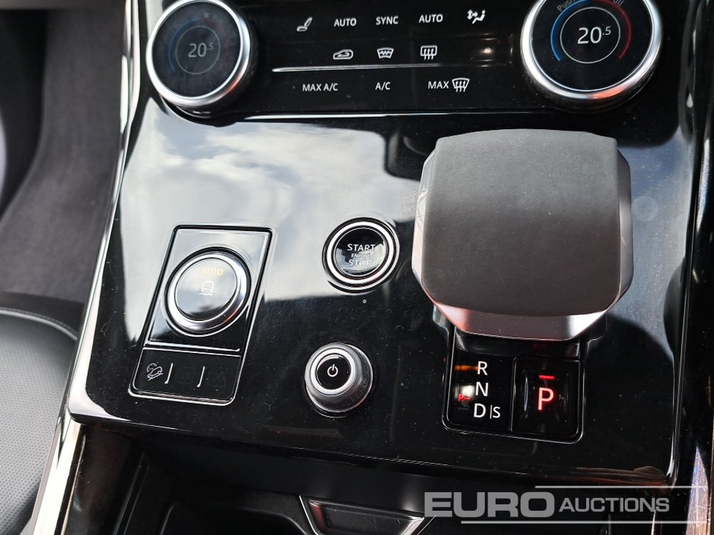سيارة دفع رباعي 2022 Land Rover Range Rover Sport: صور 38