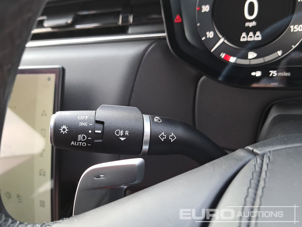 سيارة دفع رباعي 2022 Land Rover Range Rover Sport: صور 33