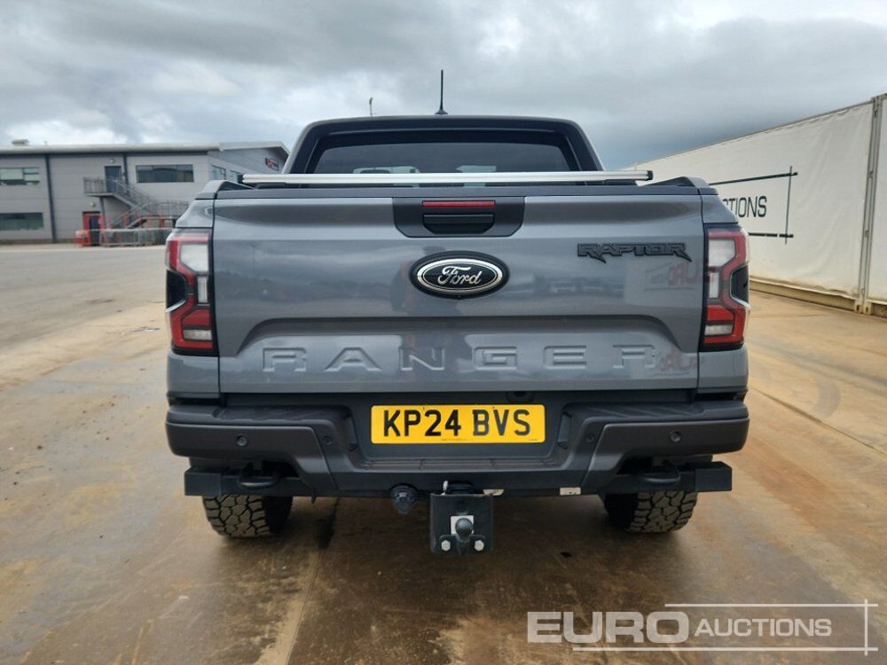 2024 Ford Ranger Raptor - شاحنة البيك أب: صور 4 2024 Ford Ranger Raptor - شاحنة البيك أب: صور 4