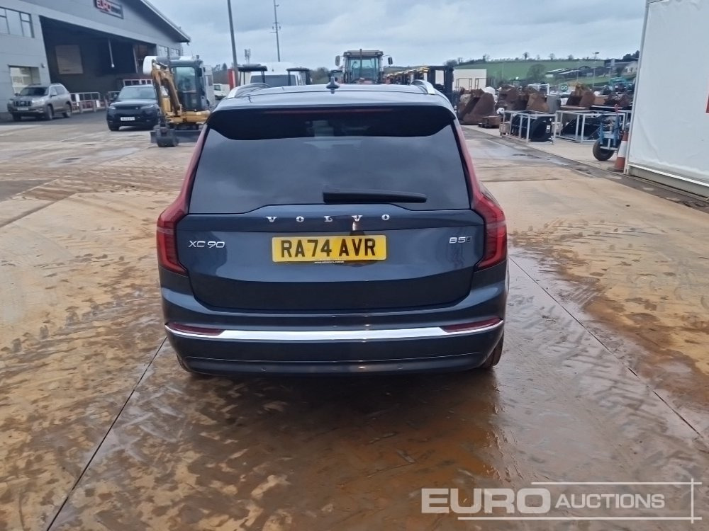 2025 Volvo XC90 - سيارة دفع رباعي: صور 4 2025 Volvo XC90 - سيارة دفع رباعي: صور 4