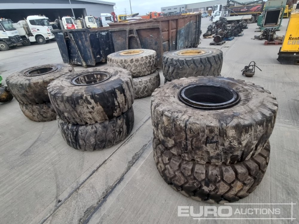 23.5R25 Tyre & Rim (10 of) - الإطارات: صور 4 23.5R25 Tyre & Rim (10 of) - الإطارات: صور 4