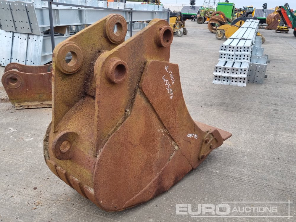 24” Digging Bucket 80mm Pins to suit 20 Ton Excavator - بكت: صور 5 24” Digging Bucket 80mm Pins to suit 20 Ton Excavator - بكت: صور 5