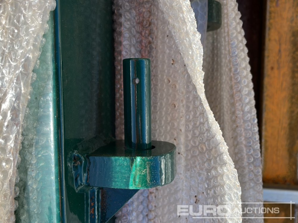 معدات البناء 3m x 2.3m Heavy Duty Galvanized Powder Coated Gate (2 of), 100mm x 100mm Post (2 of), Assembly Kit (Green): صور 22