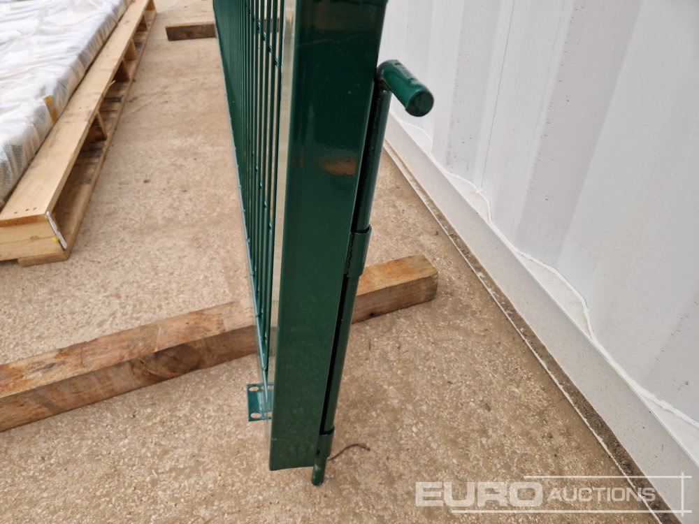 معدات البناء 3m x 2.3m Heavy Duty Galvanized Powder Coated Gate (2 of), 100mm x 100mm Post (2 of), Assembly Kit (Green): صور 15