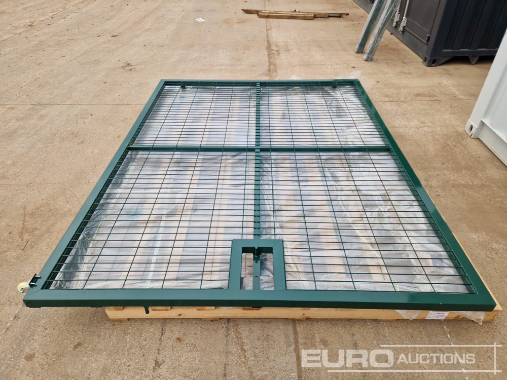3m x 2.3m Heavy Duty Galvanized Powder Coated Gate (2 of), 100mm x 100mm Post (2 of), Assembly Kit (Green) - معدات البناء: صور 5 3m x 2.3m Heavy Duty Galvanized Powder Coated Gate (2 of), 100mm x 100mm Post (2 of), Assembly Kit (Green) - معدات البناء: صور 5