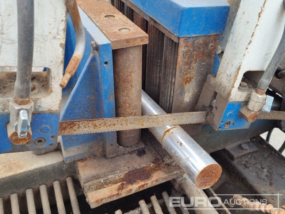 معدات البناء 415 Volt Band Saw: صور 9