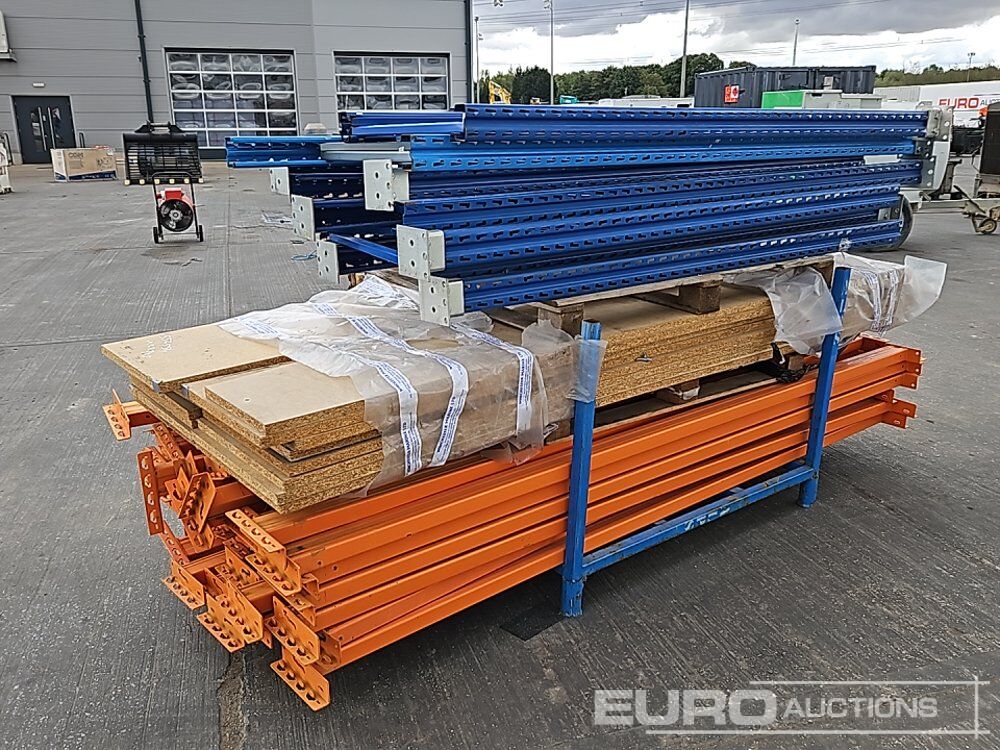 9' Pallet Bay Racking - رف مستودع: صور 1 9' Pallet Bay Racking - رف مستودع: صور 1