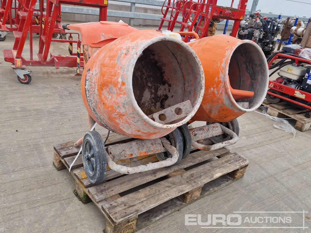 خلاطه اسمنت Altrad Minimix 150 Petrol Cement Mixer, Honda Engine (Spares). 110Volt Cement Mixer: صور 7