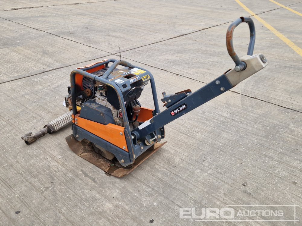 Altrad RPC 30/50 Diesel Compaction Plate, Wacker Neuson BH55rw Petrol Handheld Breaker - آلة أسفلت: صور 3 Altrad RPC 30/50 Diesel Compaction Plate, Wacker Neuson BH55rw Petrol Handheld Breaker - آلة أسفلت: صور 3