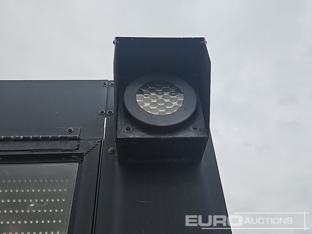 مقطورة لنقل المعدات American Signal Co 42100: صور 27