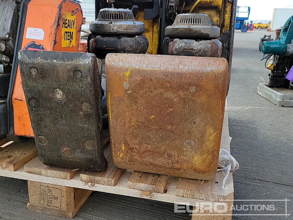 آلة أسفلت Belle CSXA01 Petrol Road Saw, Honda Engine, Wacker Neuson BS60-2 Petrol Trench Compactor (2 of), Stihl TS 480i Petrol Quick Cut Saw (2 of): صور 29