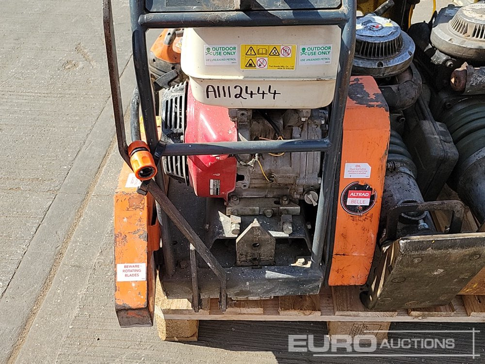 آلة أسفلت Belle CSXA01 Petrol Road Saw, Honda Engine, Wacker Neuson BS60-2 Petrol Trench Compactor (2 of), Stihl TS 480i Petrol Quick Cut Saw (2 of): صور 18