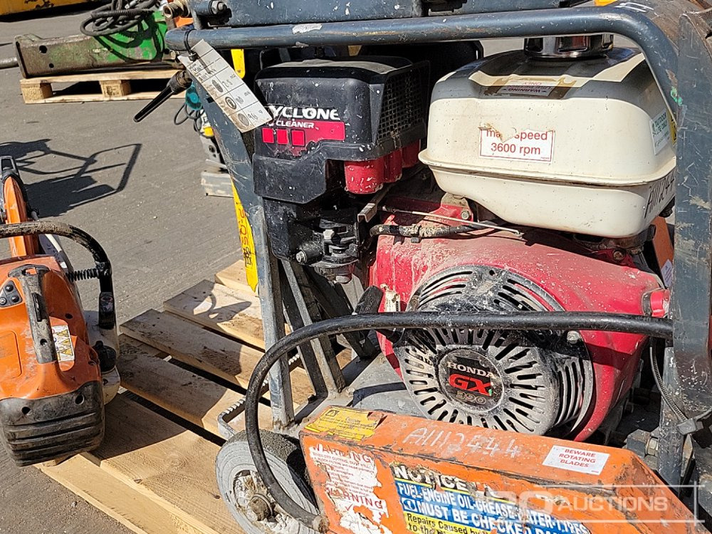 آلة أسفلت Belle CSXA01 Petrol Road Saw, Honda Engine, Wacker Neuson BS60-2 Petrol Trench Compactor (2 of), Stihl TS 480i Petrol Quick Cut Saw (2 of): صور 16