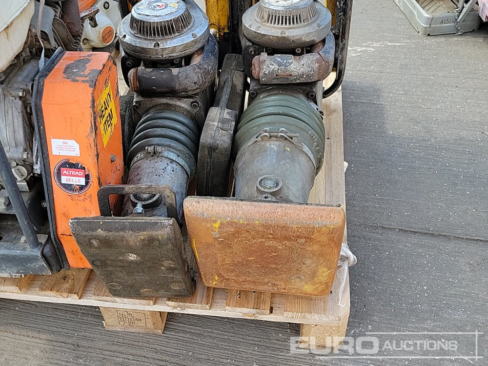 آلة أسفلت Belle CSXA01 Petrol Road Saw, Honda Engine, Wacker Neuson BS60-2 Petrol Trench Compactor (2 of), Stihl TS 480i Petrol Quick Cut Saw (2 of): صور 27