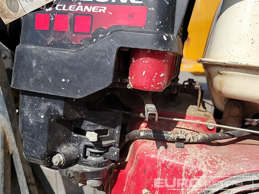 آلة أسفلت Belle CSXA01 Petrol Road Saw, Honda Engine, Wacker Neuson BS60-2 Petrol Trench Compactor (2 of), Stihl TS 480i Petrol Quick Cut Saw (2 of): صور 17