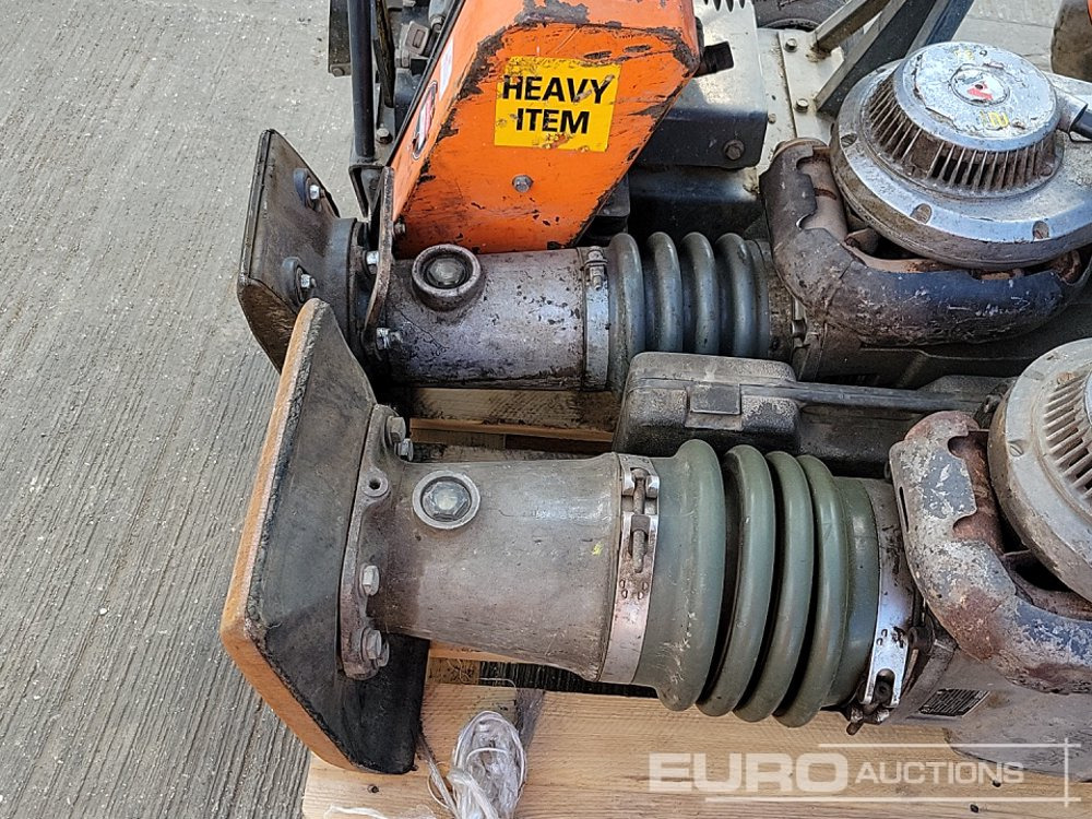 آلة أسفلت Belle CSXA01 Petrol Road Saw, Honda Engine, Wacker Neuson BS60-2 Petrol Trench Compactor (2 of), Stihl TS 480i Petrol Quick Cut Saw (2 of): صور 28