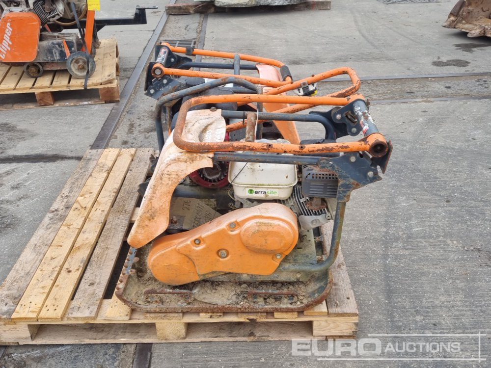 Belle Petrol Compaction Plate (3 of) - آلة أسفلت: صور 2 Belle Petrol Compaction Plate (3 of) - آلة أسفلت: صور 2