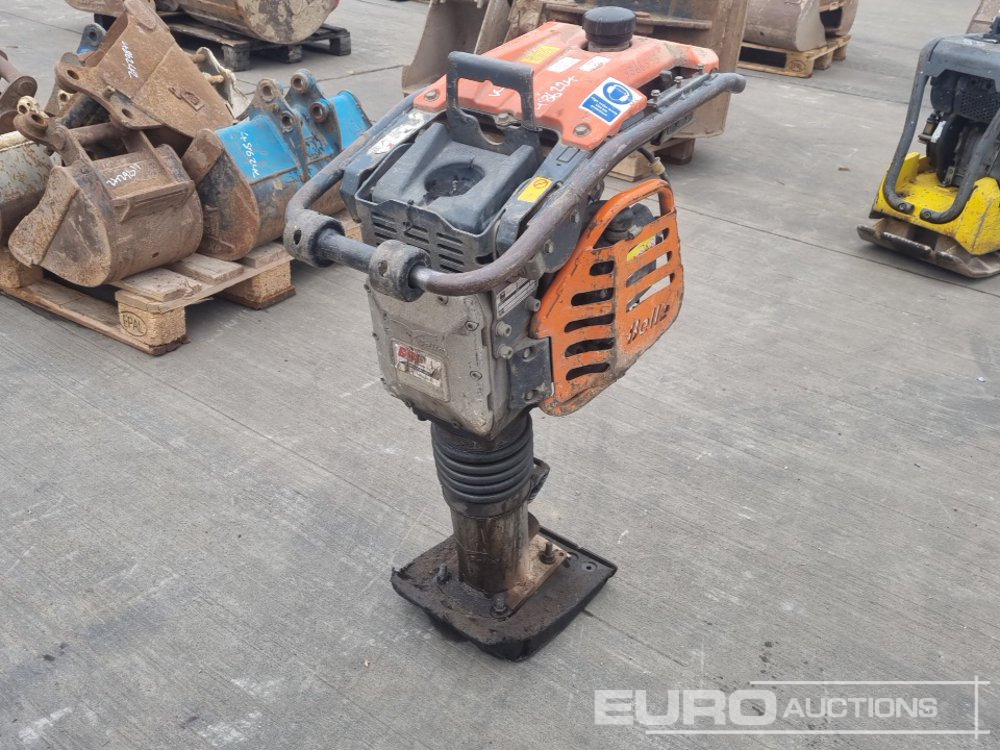Belle Petrol Trench Compactor - آلة أسفلت: صور 1 Belle Petrol Trench Compactor - آلة أسفلت: صور 1