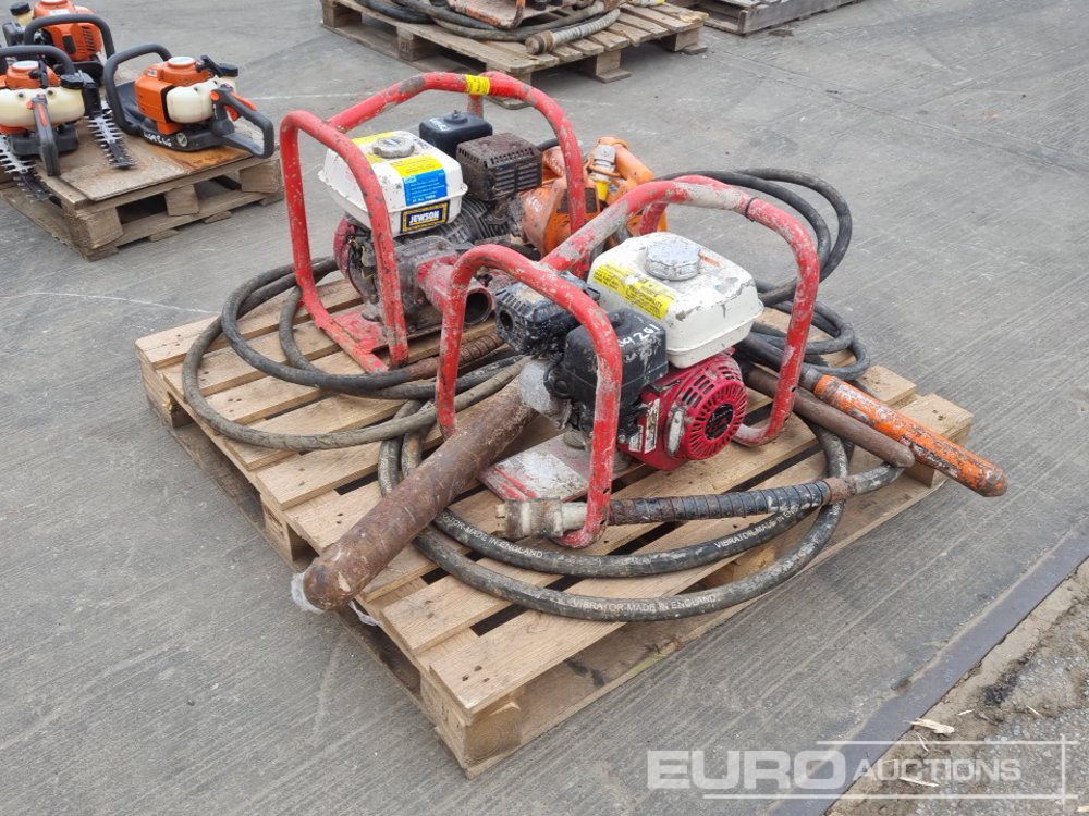 Belle Petrol Vibrating Concrete Poker & Drive (2 of), 110Volt Vibrating Concrete Poker (2 of) - آلة أسفلت: صور 5 Belle Petrol Vibrating Concrete Poker & Drive (2 of), 110Volt Vibrating Concrete Poker (2 of) - آلة أسفلت: صور 5
