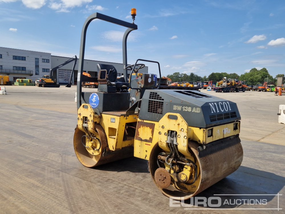 مدحلة Bomag
Bomag Roller

Bomag Roller

 BW138AD: صور 7