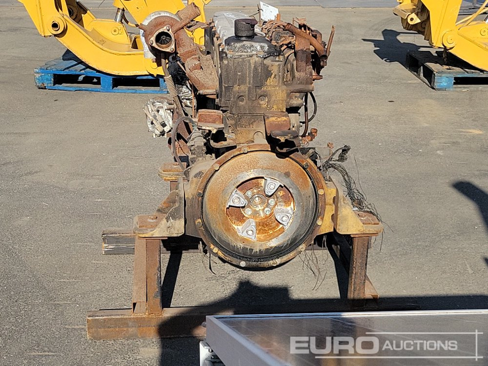 CAT 6 Cylinder Engine (Fire Damaged) - المحرك: صور 4 CAT 6 Cylinder Engine (Fire Damaged) - المحرك: صور 4
