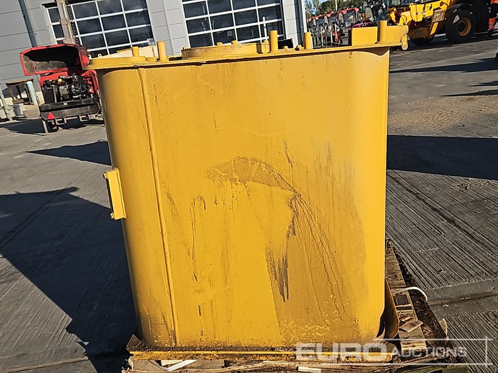 CAT 625-0255 Hydraulic Tank - قطع الغيار: صور 4 CAT 625-0255 Hydraulic Tank - قطع الغيار: صور 4