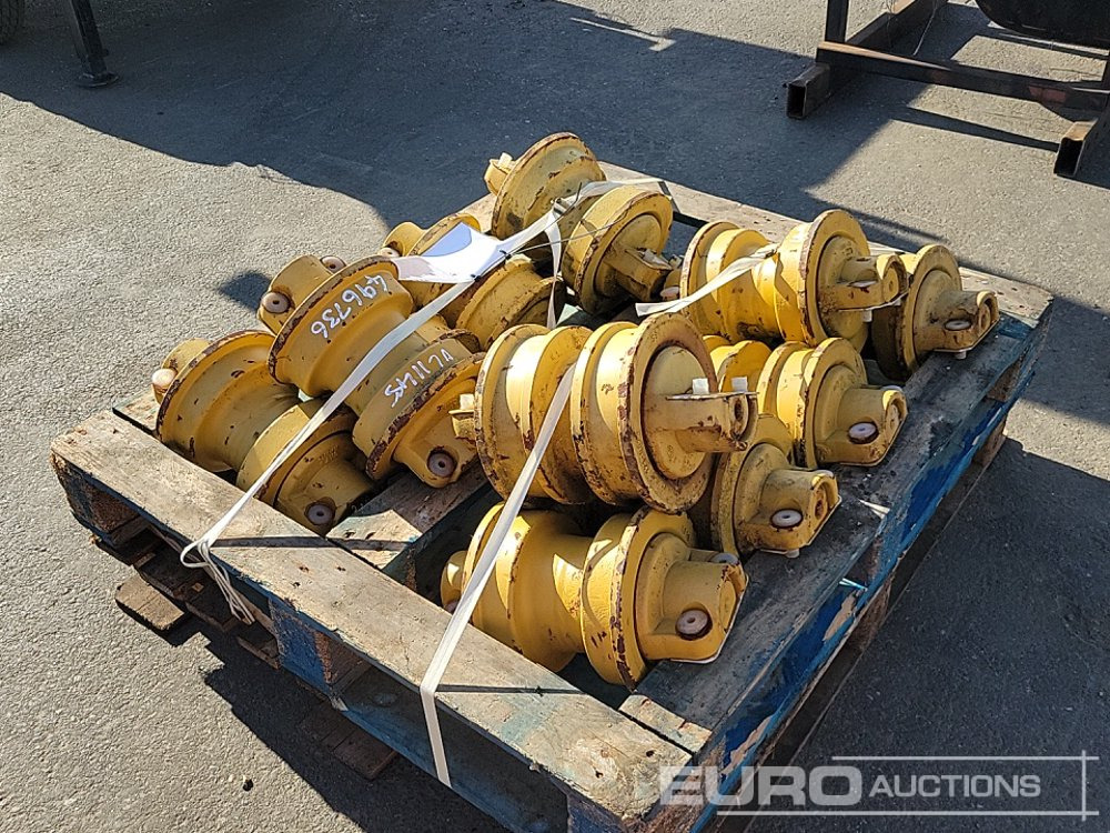 CAT Bottom Rollers (12 of) - قطع الغيار: صور 1 CAT Bottom Rollers (12 of) - قطع الغيار: صور 1
