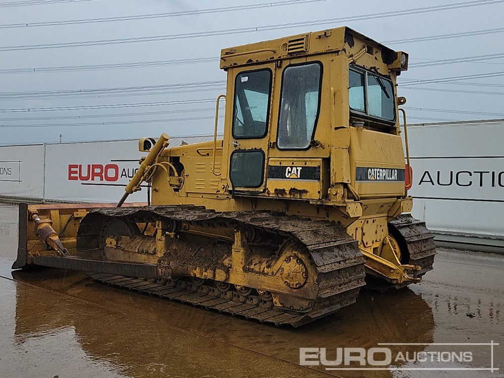 CAT D5B - بلدوزر: صور 3 CAT D5B - بلدوزر: صور 3