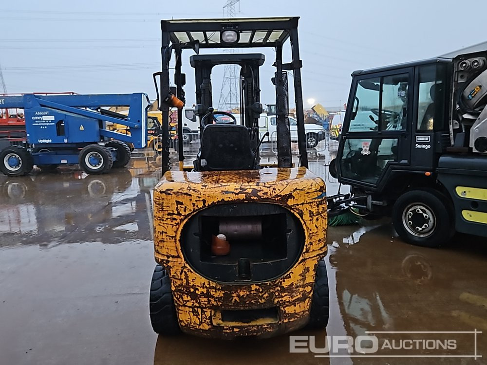 CAT DP35K - رافعة شوكية ديزل: صور 4 CAT DP35K - رافعة شوكية ديزل: صور 4