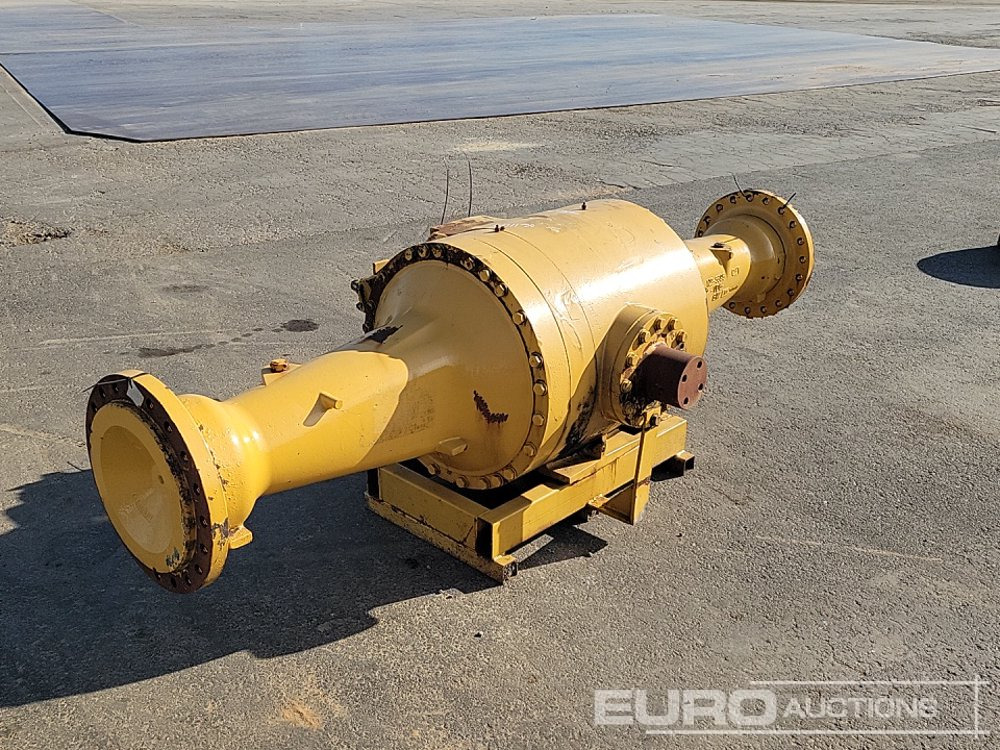 CAT Drive Axle to suit Wheeled Loader - قطع الغيار: صور 1 CAT Drive Axle to suit Wheeled Loader - قطع الغيار: صور 1