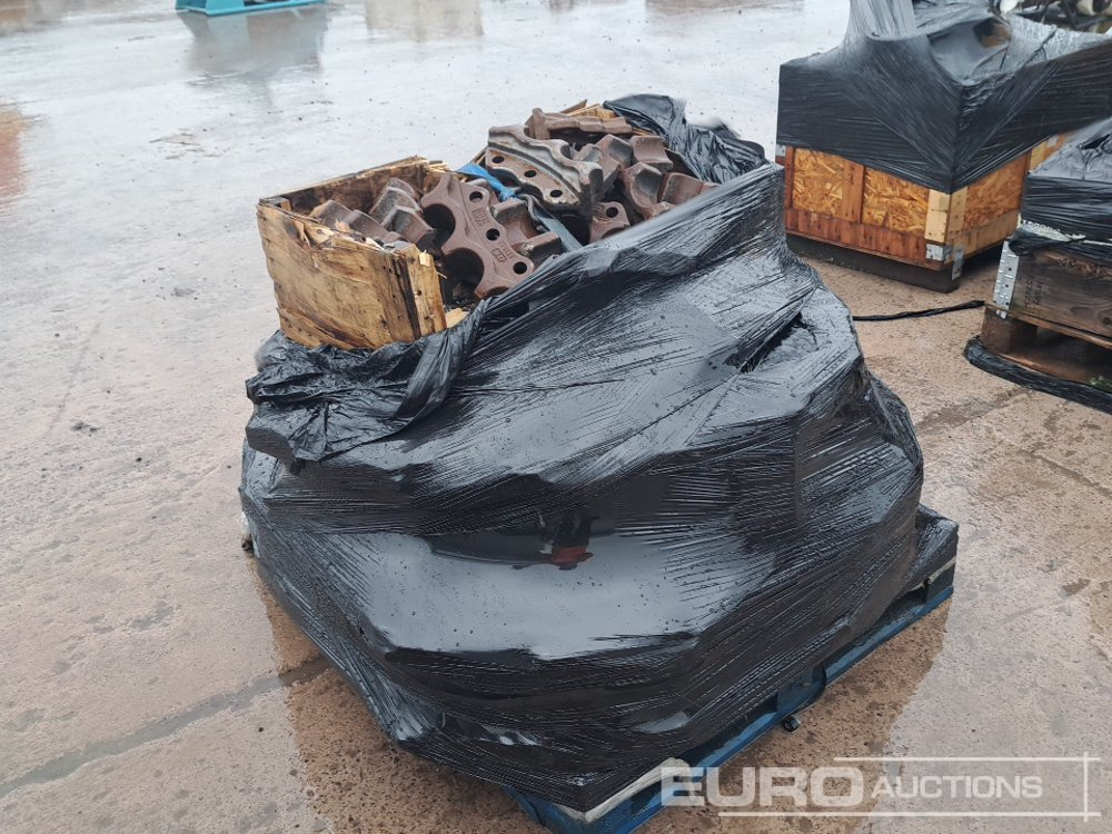 Chains, Segmets & Sprockets to suit Dozer - قطع الغيار: صور 2 Chains, Segmets & Sprockets to suit Dozer - قطع الغيار: صور 2