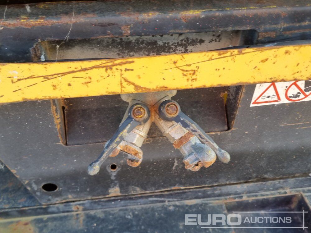 ضاغط الهواء Comp Air Compressor (Engine Missing), Atlas Copco Single Axle Compressor (Engine Missing), Comp Air Single Axle Compressor (Engine Missing): صور 17 ضاغط الهواء Comp Air Compressor (Engine Missing), Atlas Copco Single Axle Compressor (Engine Missing), Comp Air Single Axle Compressor (Engine Missing): صور 17