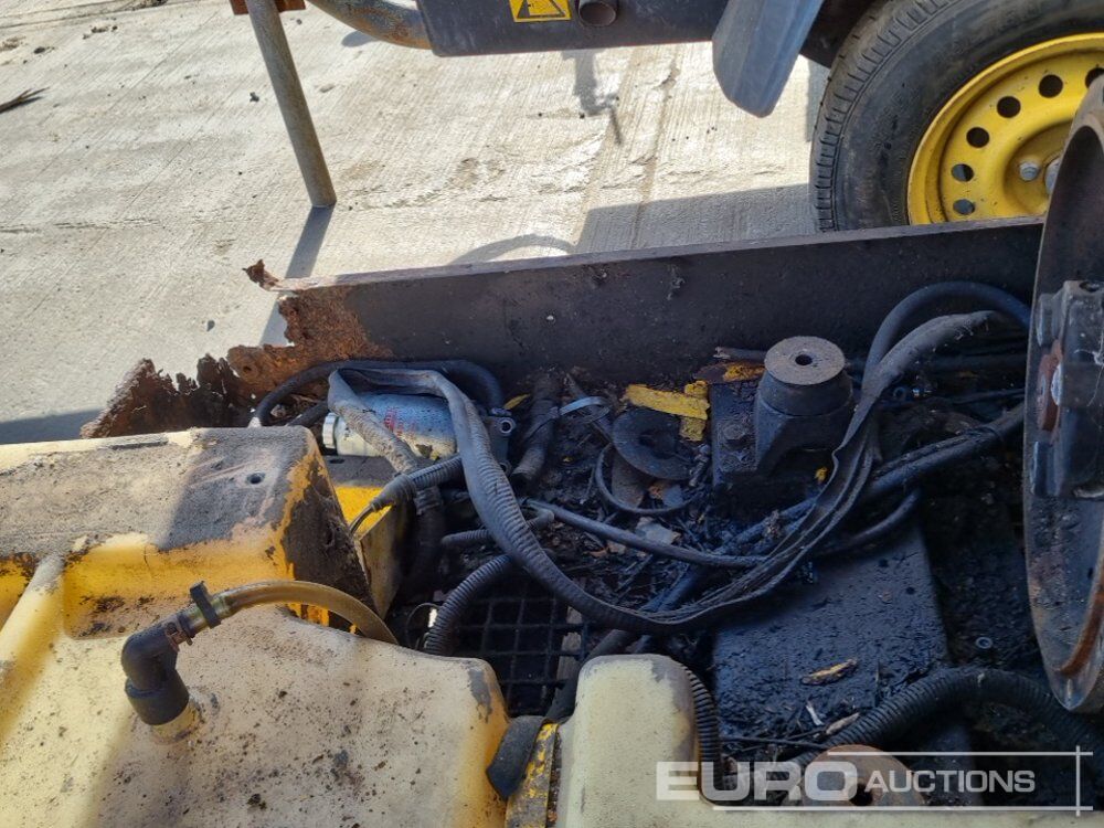 ضاغط الهواء Comp Air Compressor (Engine Missing), Atlas Copco Single Axle Compressor (Engine Missing), Comp Air Single Axle Compressor (Engine Missing): صور 22 ضاغط الهواء Comp Air Compressor (Engine Missing), Atlas Copco Single Axle Compressor (Engine Missing), Comp Air Single Axle Compressor (Engine Missing): صور 22