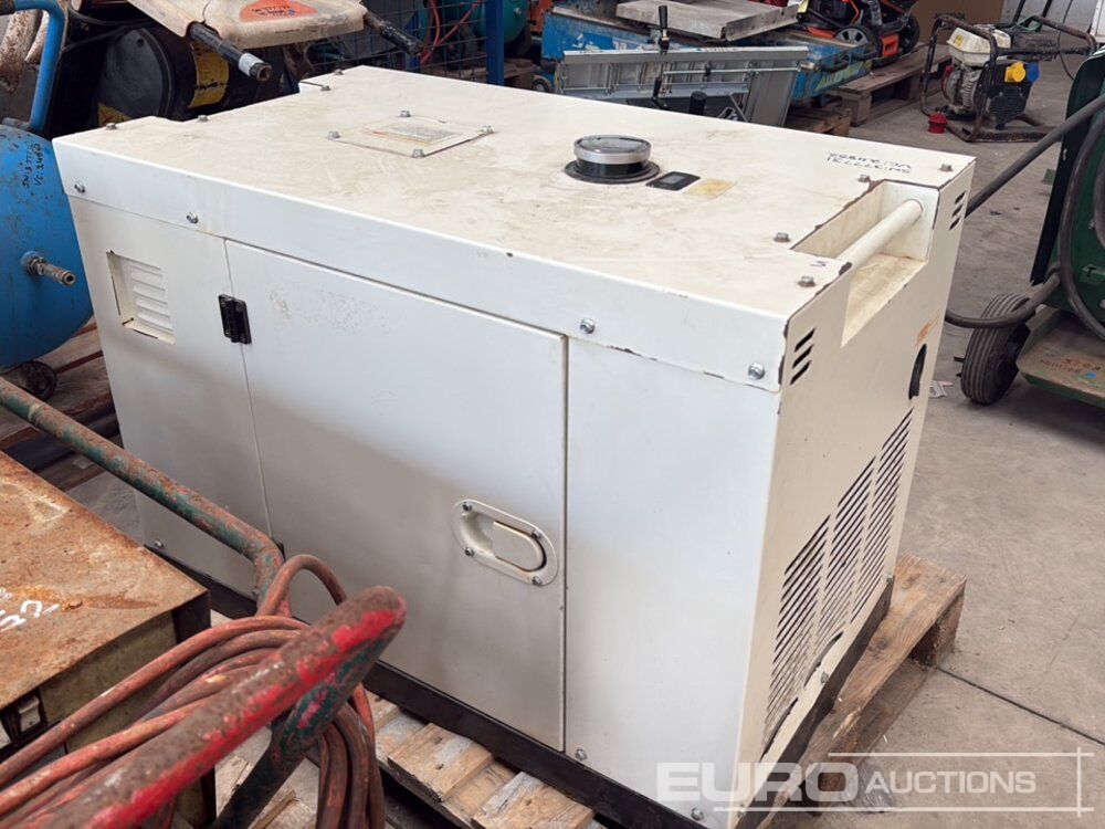 Compal VG-R110 - مجموعة المولدات: صور 3 Compal VG-R110 - مجموعة المولدات: صور 3
