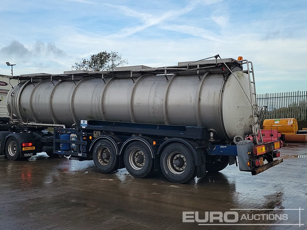 Crane Freuhauf Tri Axle Tanker Trailer - نصف مقطورة صهريج: صور 3 Crane Freuhauf Tri Axle Tanker Trailer - نصف مقطورة صهريج: صور 3