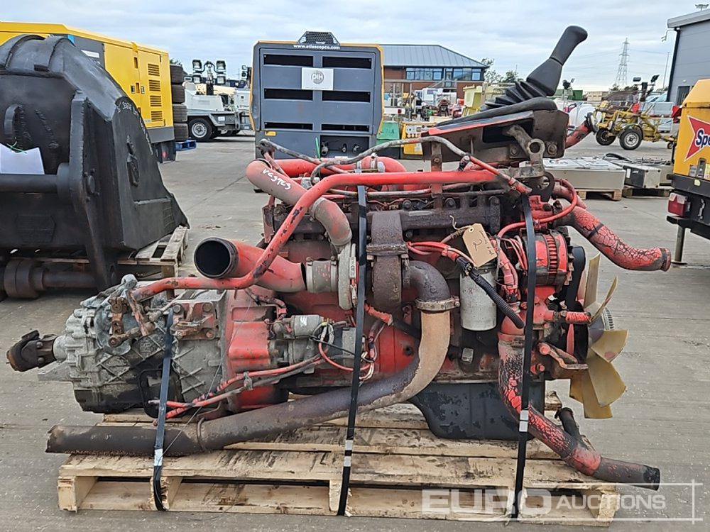 Cummins 6 Cylinder Engine, Gearbox - المحرك: صور 2 Cummins 6 Cylinder Engine, Gearbox - المحرك: صور 2