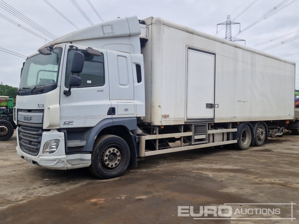 DAF CF330 - آلات البناء: صور 1 DAF CF330 - آلات البناء: صور 1