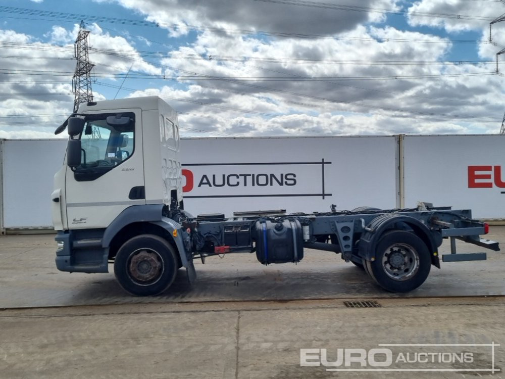 DAF LF220 - الشاسيه شاحنة: صور 2 DAF LF220 - الشاسيه شاحنة: صور 2